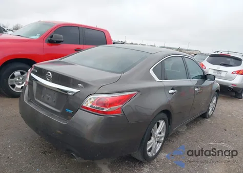 2015 Nissan Altima 2.5/2.5 S/2.5 Sl/2.5 Sv z USA, uszkodzony, nr VIN 1N4AL3APXFN916579